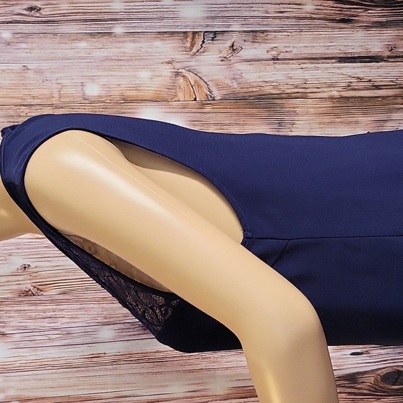 NWOT Tobi Women's Sleeveless Lace Dress Size S - Picture 6 of 10